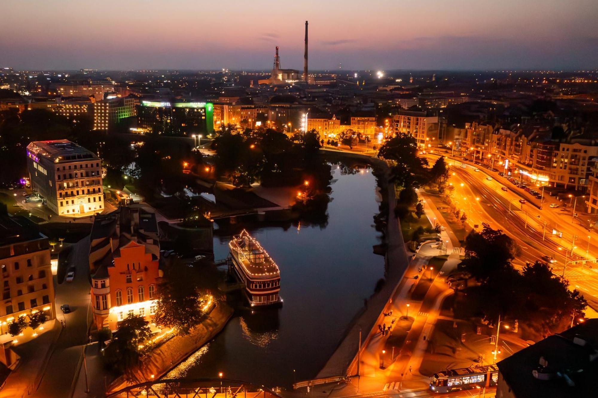 Great Polonia River Boat Apartments Wroclaw Exterior photo